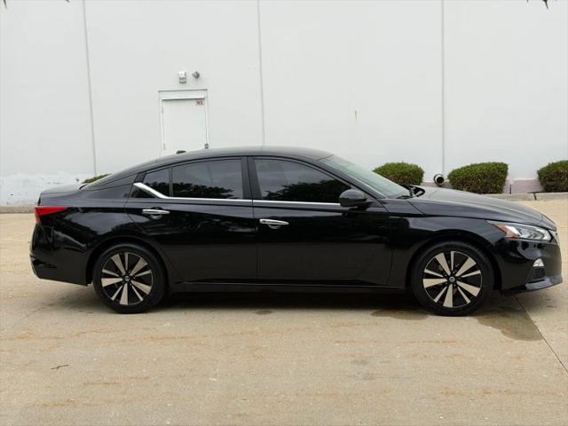 2022 Nissan Altima SV FWD