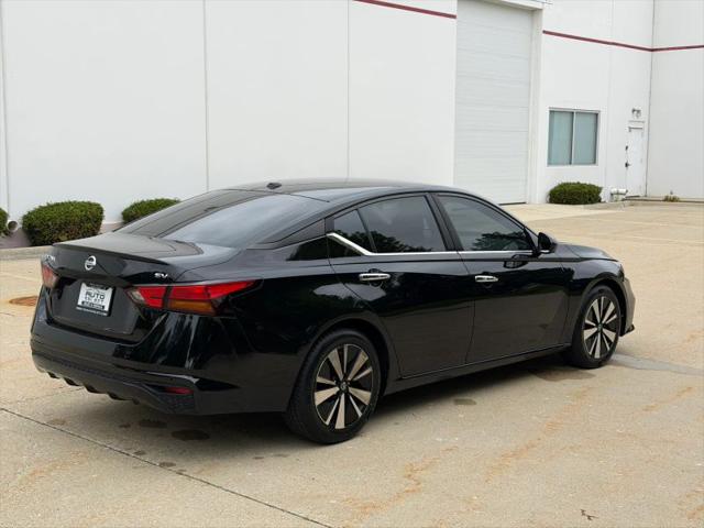 2022 Nissan Altima SV FWD