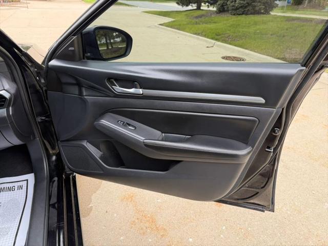 2022 Nissan Altima SV FWD