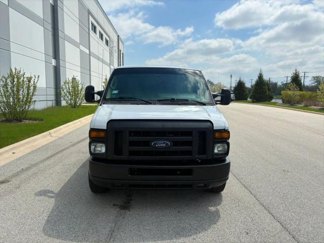 2012 Ford E-350 Super Duty Commercial