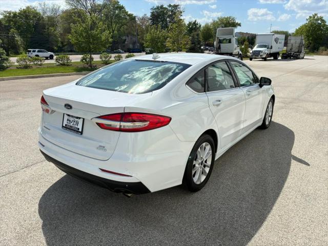 2020 Ford Fusion SE