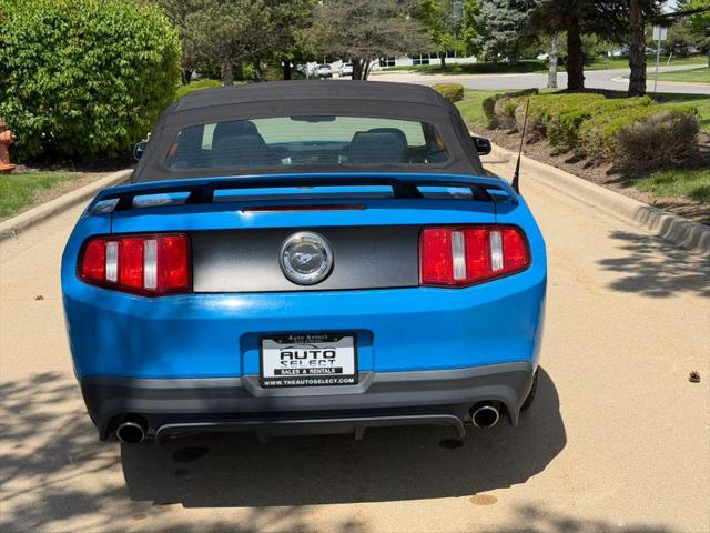 2011 Ford Mustang GT Premium