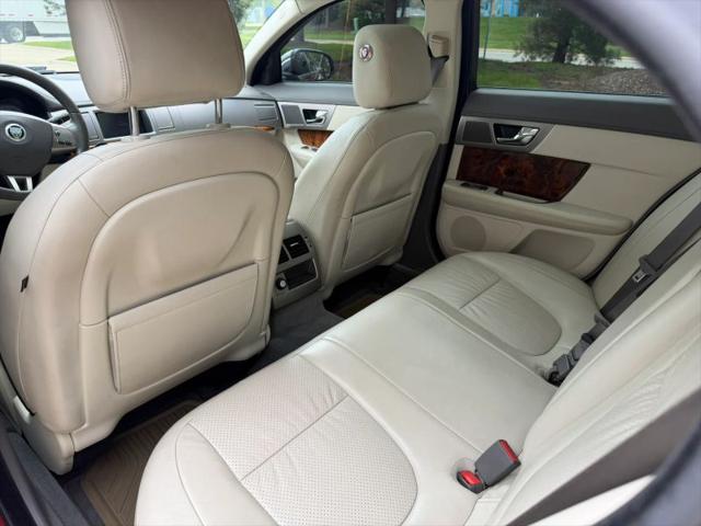 2011 Jaguar XF Premium