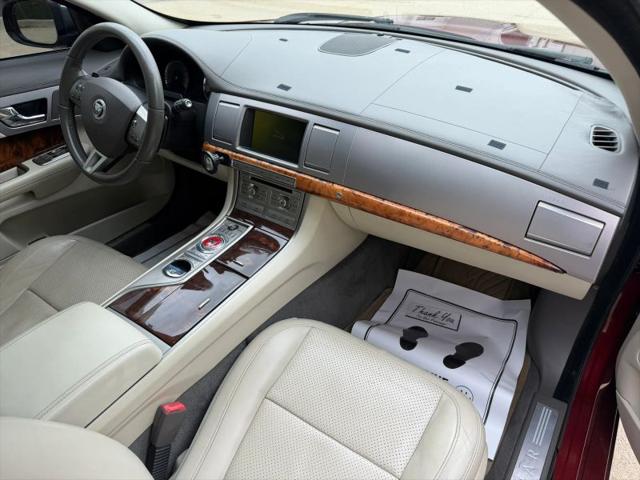 2011 Jaguar XF Premium