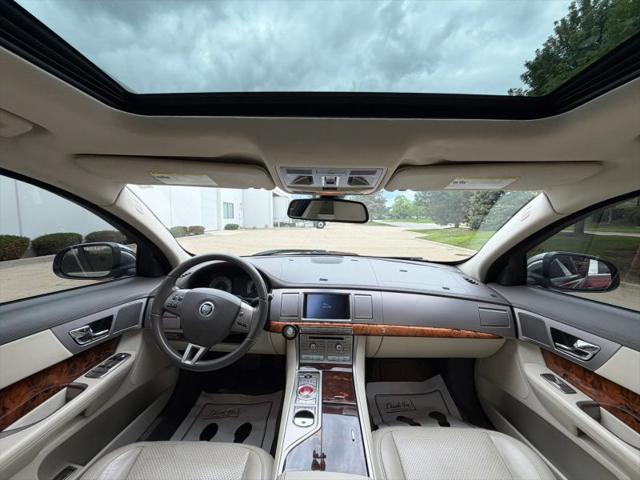 2011 Jaguar XF Premium