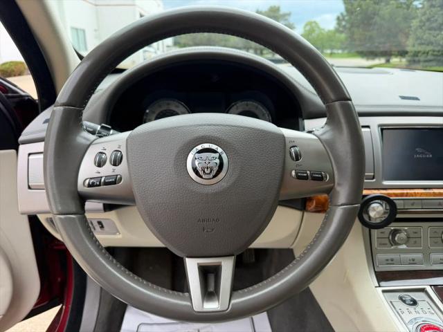 2011 Jaguar XF Premium