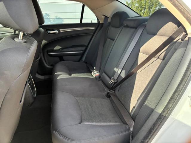 2021 Chrysler 300 Touring