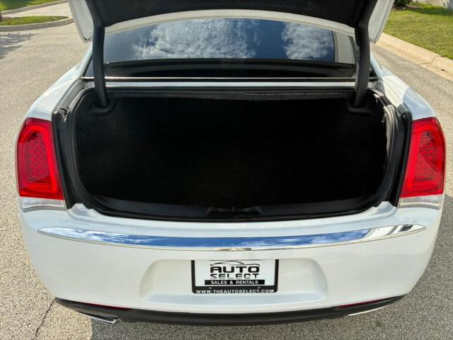 2021 Chrysler 300 Touring