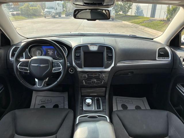 2021 Chrysler 300 Touring