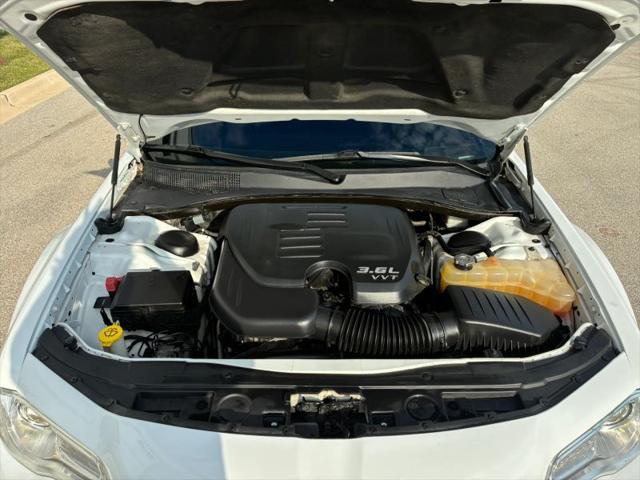 2021 Chrysler 300 Touring