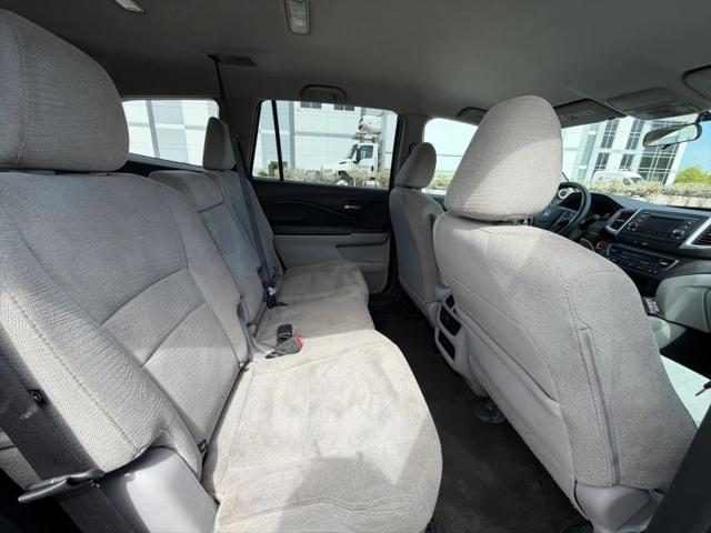 2016 Honda Pilot LX