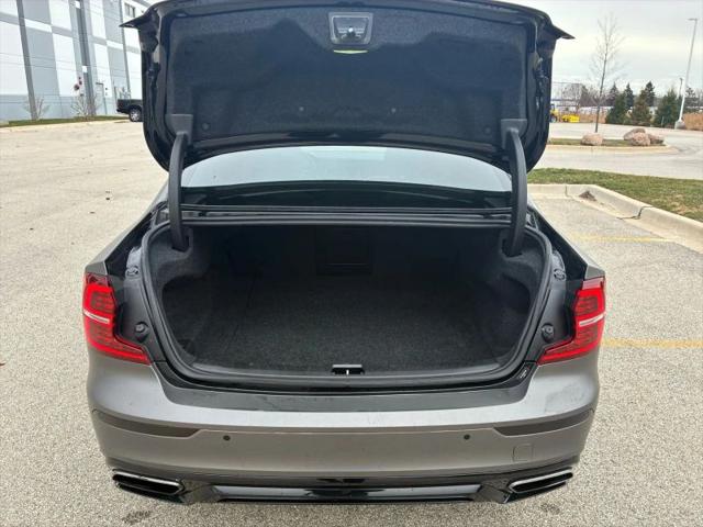 2022 Volvo S60 B5 Inscription