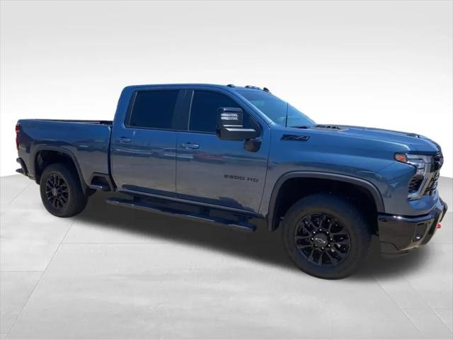 2025 Chevrolet Silverado 2500HD 4WD Crew Cab Standard Bed LT