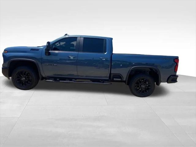 2025 Chevrolet Silverado 2500HD 4WD Crew Cab Standard Bed LT