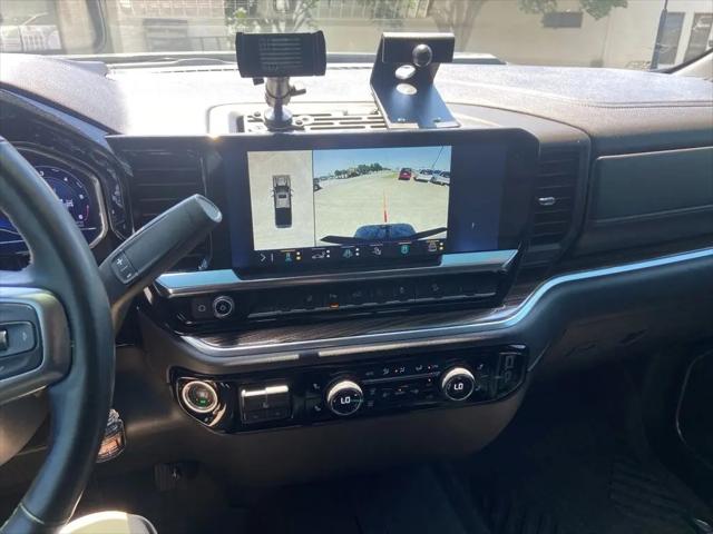 2025 Chevrolet Silverado 2500HD 4WD Crew Cab Standard Bed LT