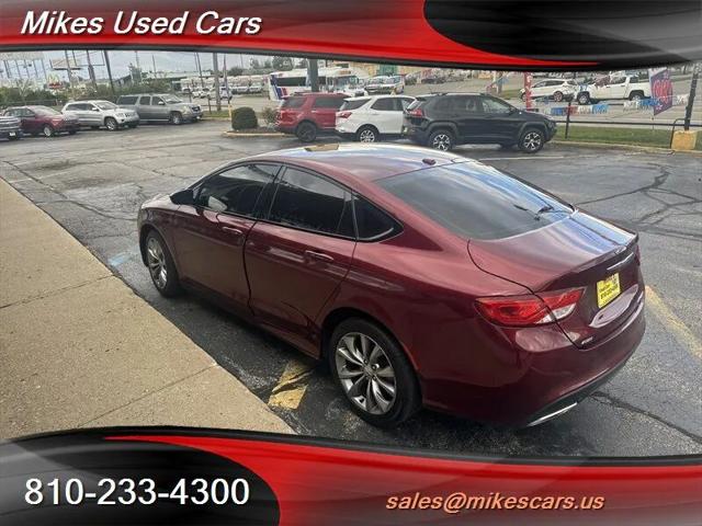2016 Chrysler 200 S