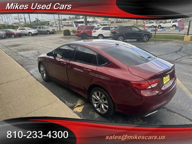 2016 Chrysler 200 S