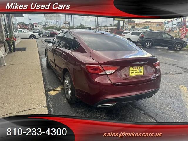 2016 Chrysler 200 S