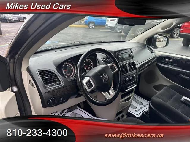 2016 Dodge Grand Caravan SE/SXT