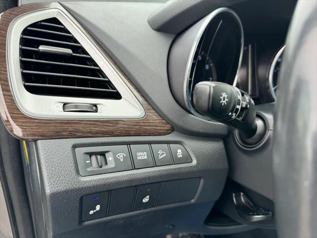 2017 Hyundai Santa Fe Sport 2.0T Ultimate