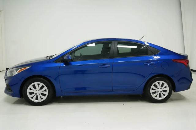 2022 Hyundai Accent SE
