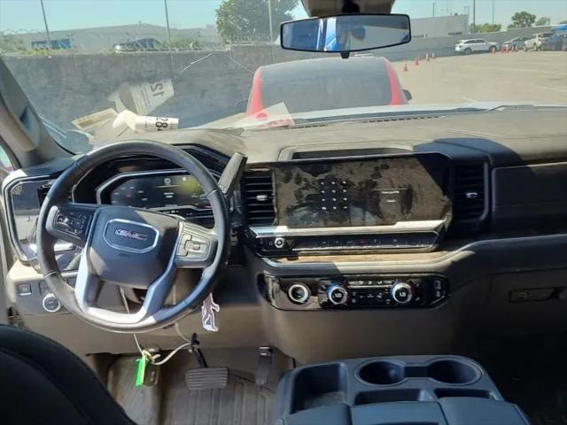 2022 GMC Sierra 1500 4WD Crew Cab Short Box Elevation