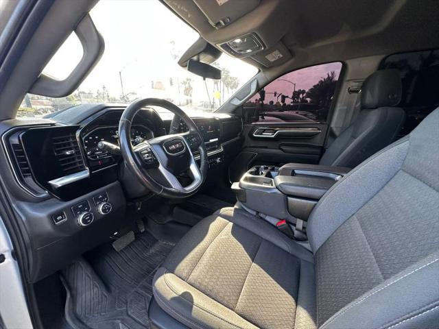 2022 GMC Sierra 1500 4WD Crew Cab Short Box Elevation