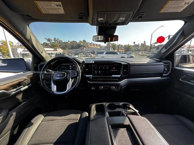2022 GMC Sierra 1500 4WD Crew Cab Short Box Elevation
