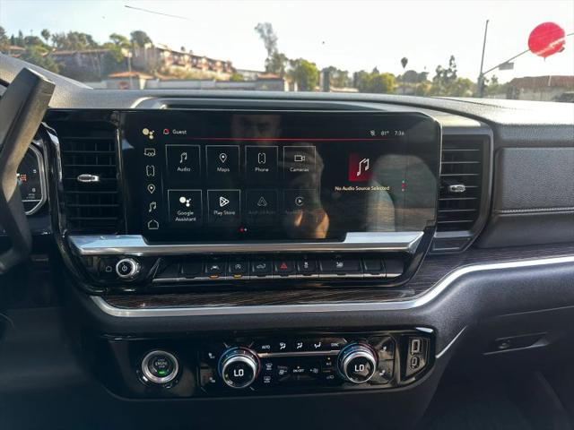 2022 GMC Sierra 1500 4WD Crew Cab Short Box Elevation