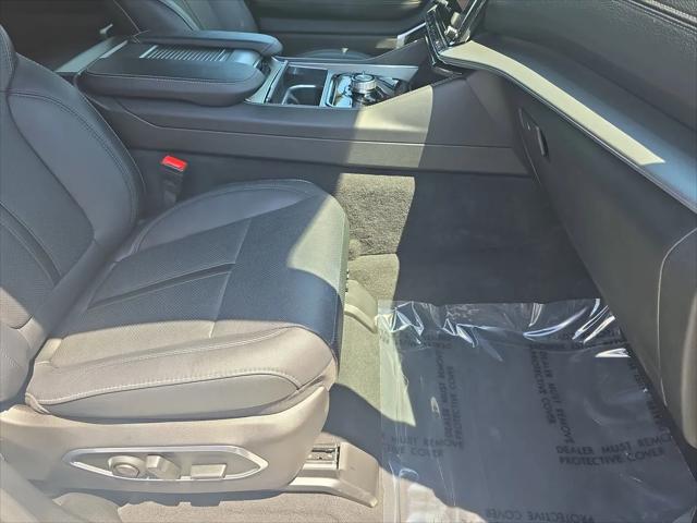 2024 Jeep Wagoneer Series II Carbide 4x4