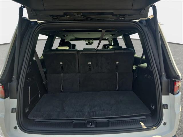 2024 Jeep Wagoneer Series II Carbide 4x4