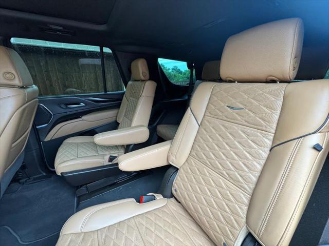 2024 Cadillac Escalade 4WD Sport