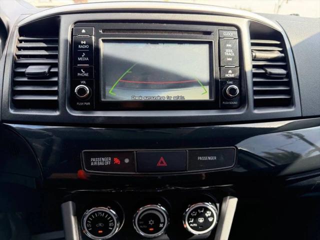 2017 Mitsubishi Lancer ES