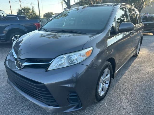 2020 Toyota Sienna LE for sale in Tampa, FL