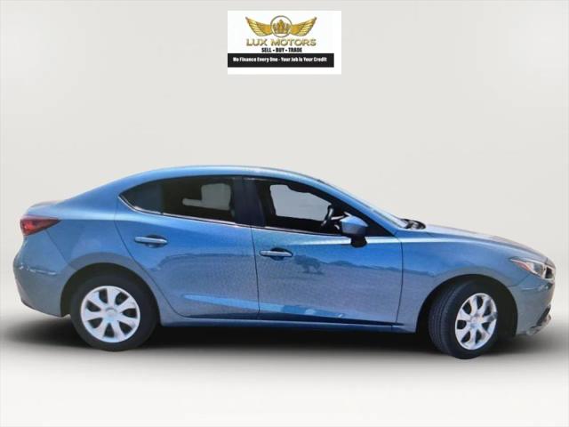 2015 Mazda Mazda3 i Sport