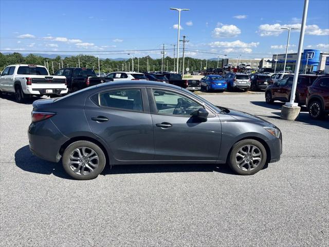 2019 Toyota Yaris LE