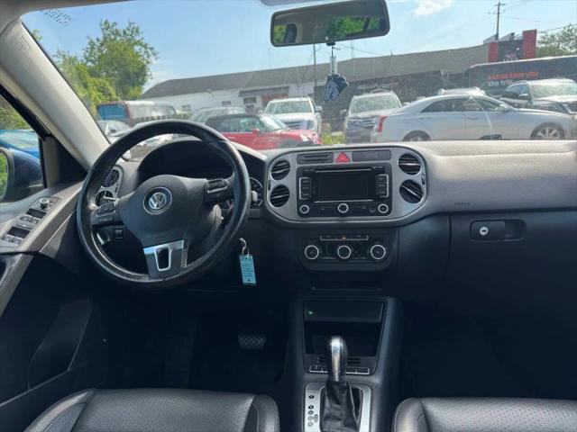 2011 Volkswagen Tiguan SE