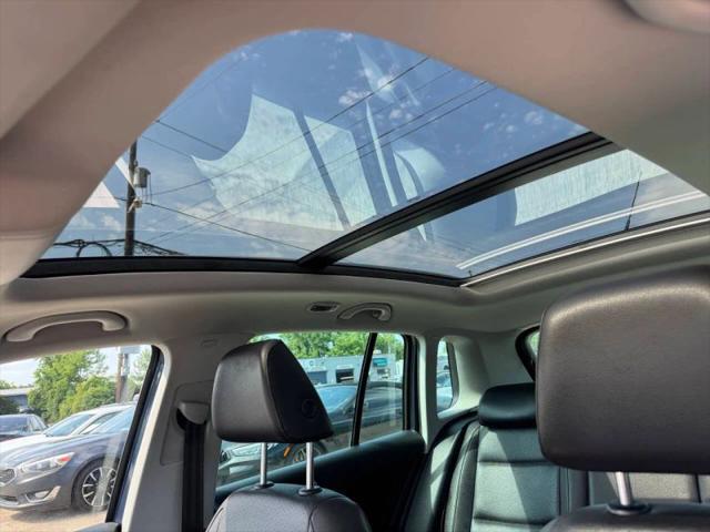 2011 Volkswagen Tiguan SE