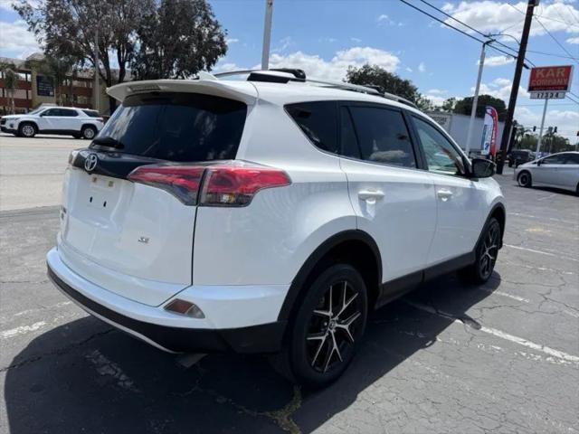 2017 Toyota RAV4 SE