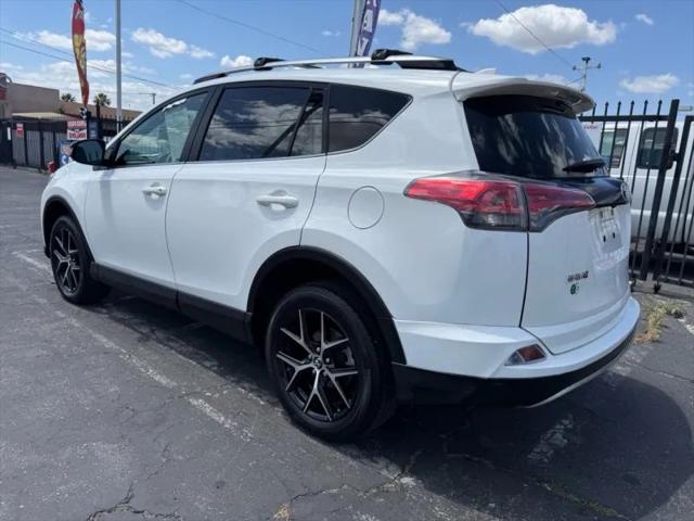 2017 Toyota RAV4 SE
