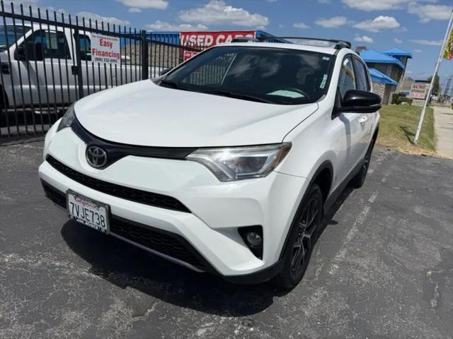2017 Toyota RAV4 SE