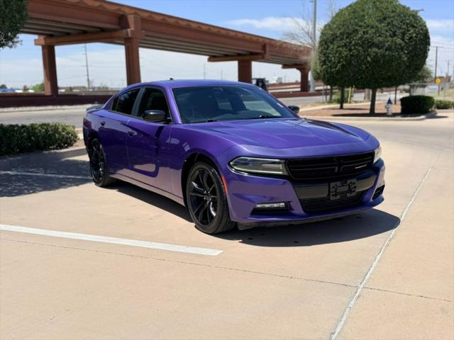 2016 Dodge Charger SXT