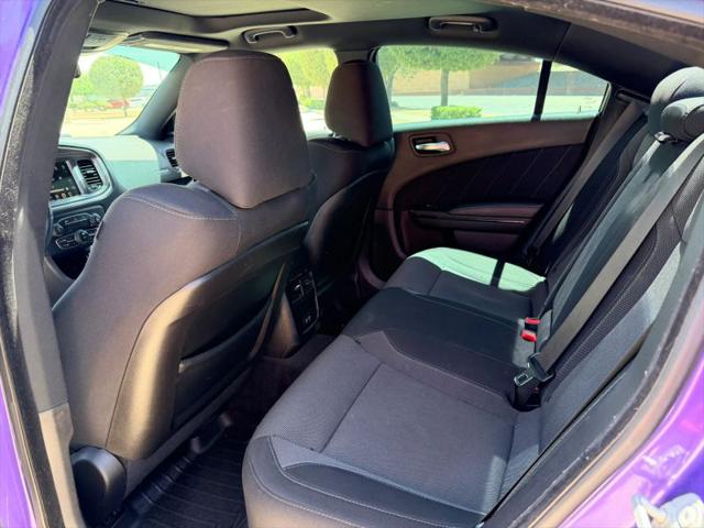 2016 Dodge Charger SXT