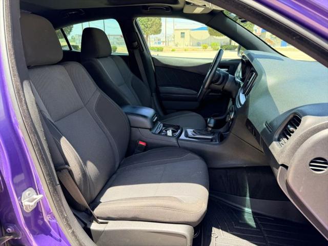 2016 Dodge Charger SXT
