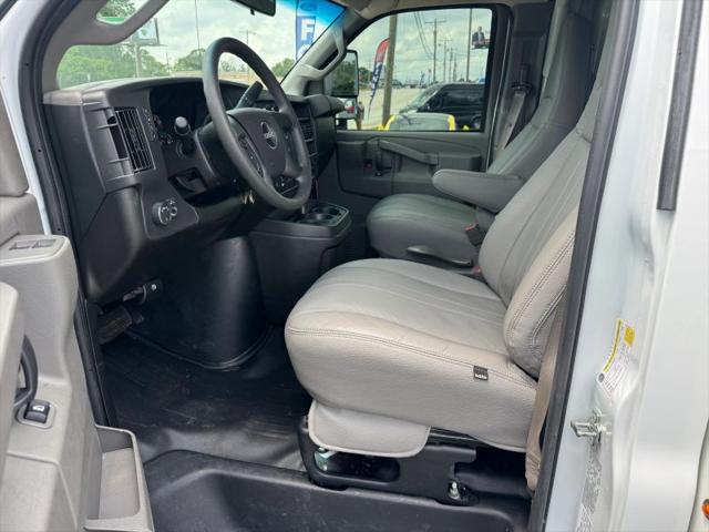 2024 GMC Savana Cutaway Work Van