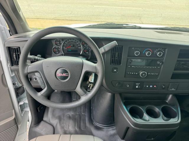 2024 GMC Savana Cutaway Work Van