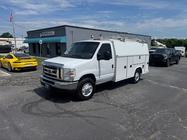 2016 Ford E-350 Cutaway Base