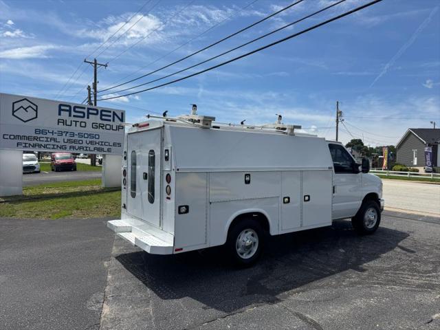 2016 Ford E-350 Cutaway Base