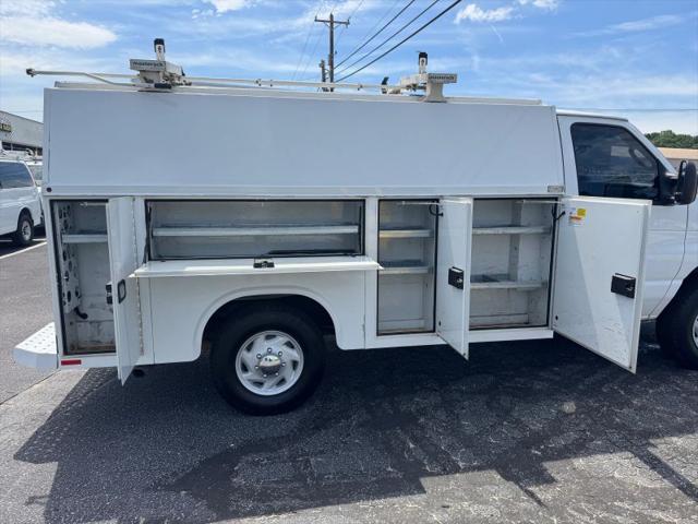 2016 Ford E-350 Cutaway Base