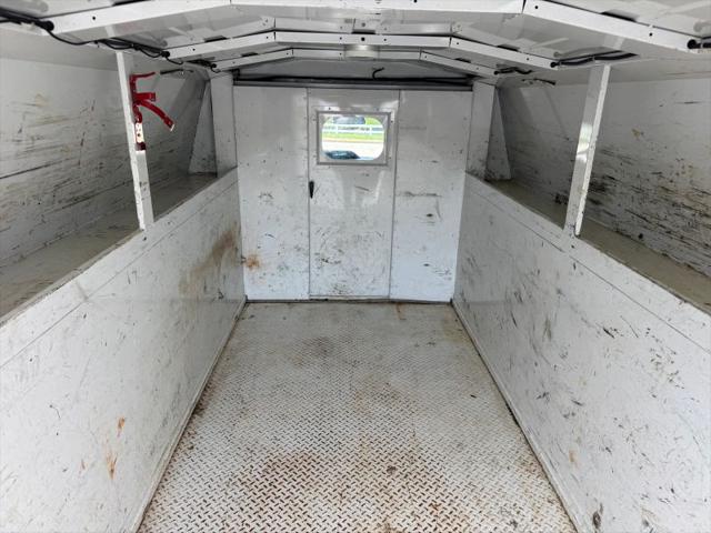 2016 Ford E-350 Cutaway Base